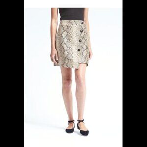 NWT Olivia Palermo x Banana Republic Snakeskin Leather Wrap Skirt Size 4